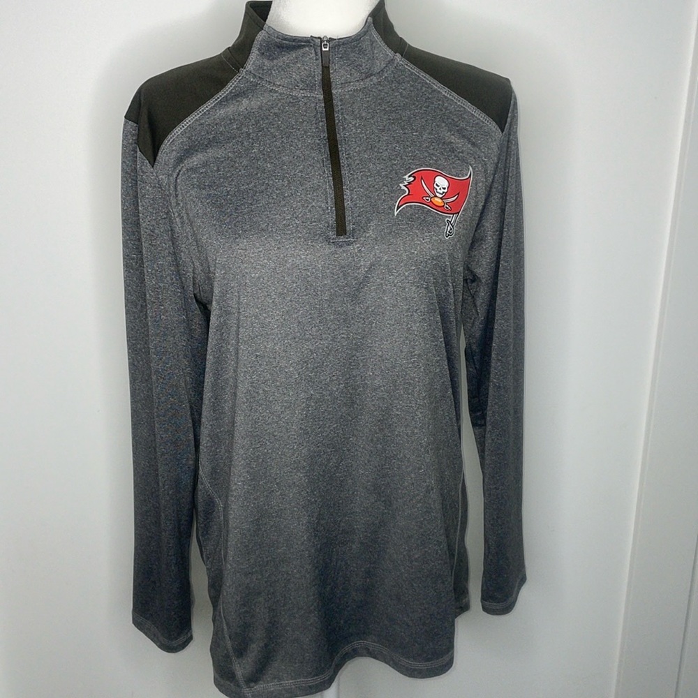 TAMPA BAY BUCCANEERS NFL TEAM APPAREL (EUC) 1/4 Zip Longsleeve Pullover